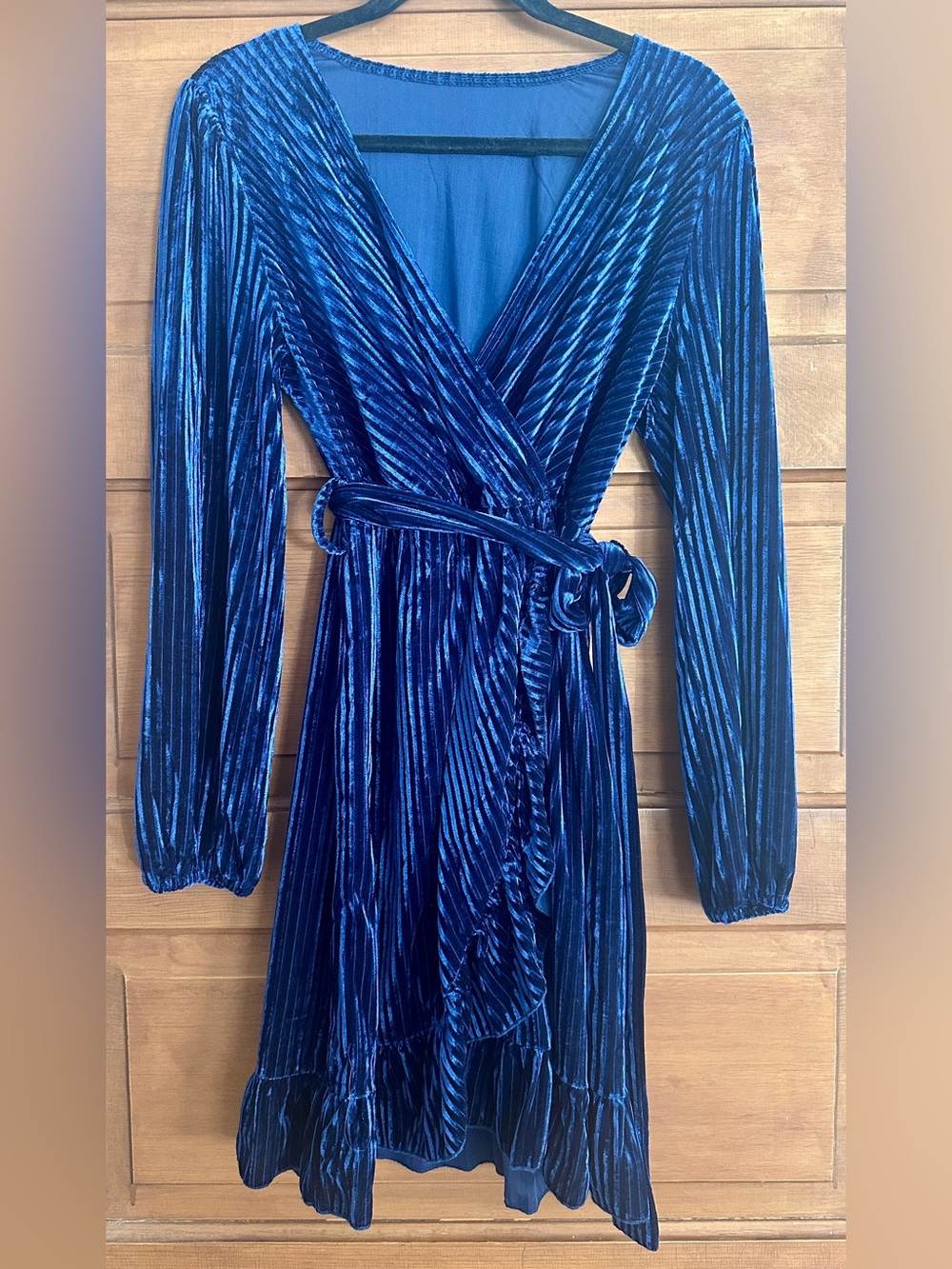 Blue Velvet Wrap Dress with Belt!  Brand NEW!  Faux wrap style and stretchy! M
